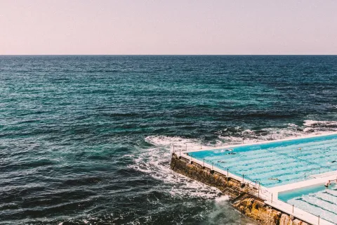Mořský bazén na pláži Bondi v Sydney